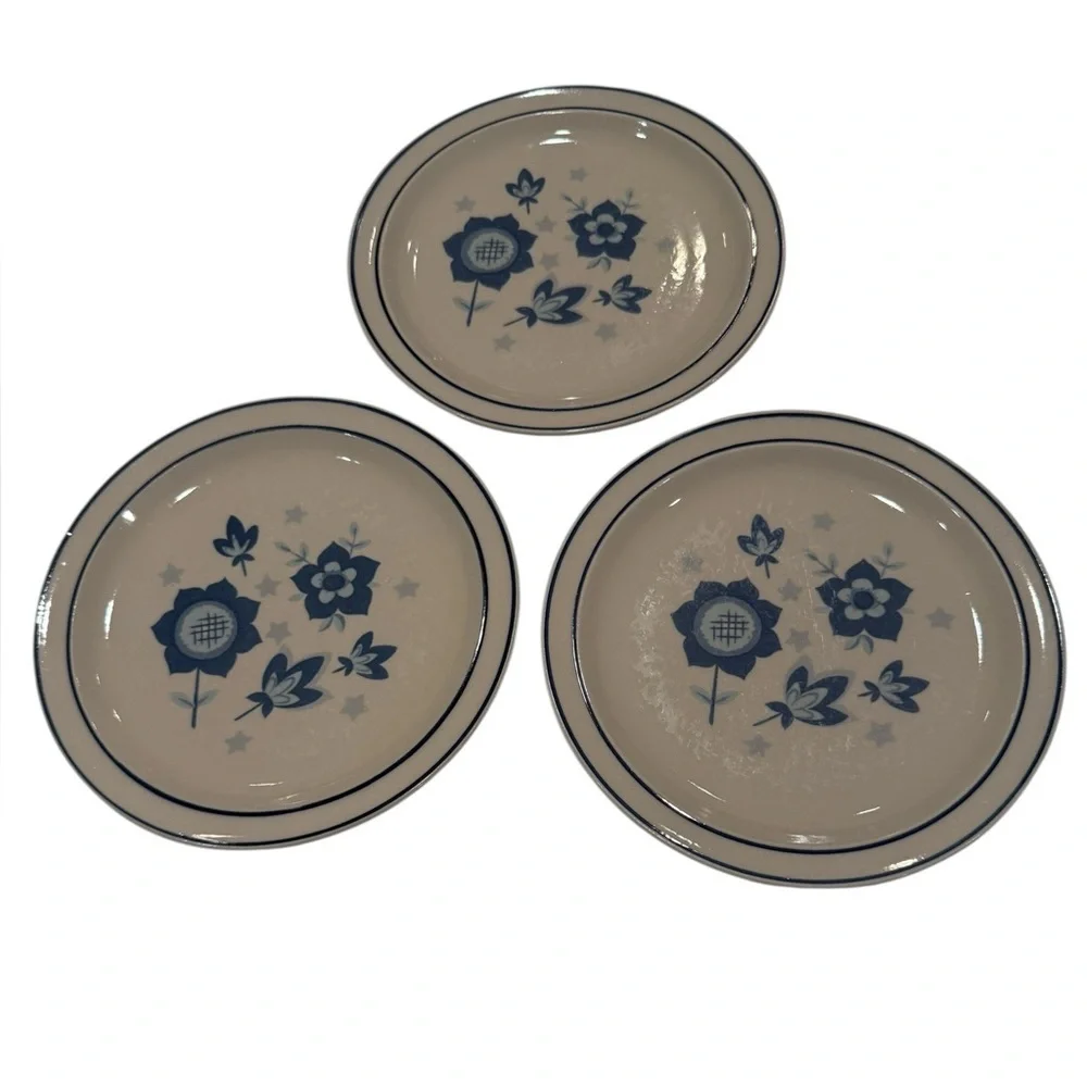 Daekor Designs Tudor Blue Stoneware Salad/Dessert Plates, Cottagecore Set of 3